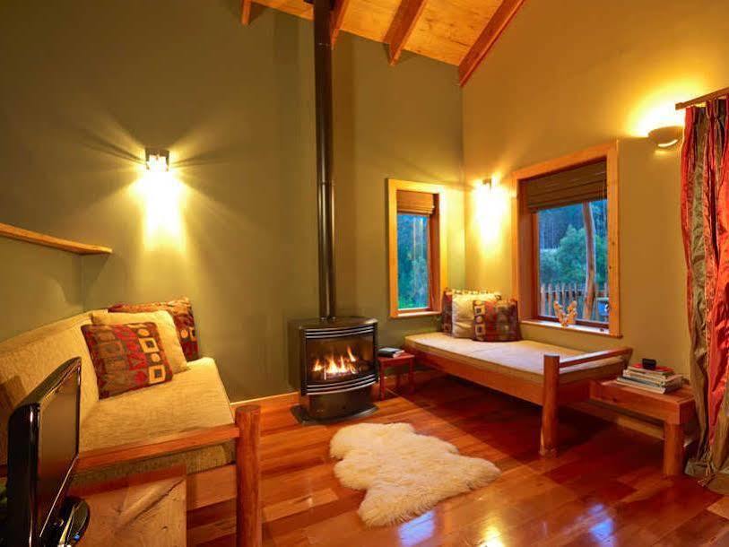 Villa The Resurgence Motueka Esterno foto